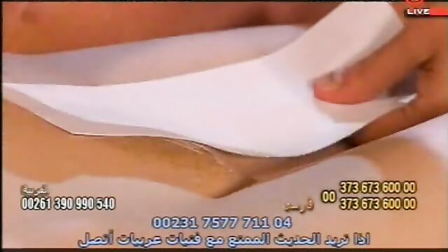 Selena, Kristina, Angelina in hot shaving action