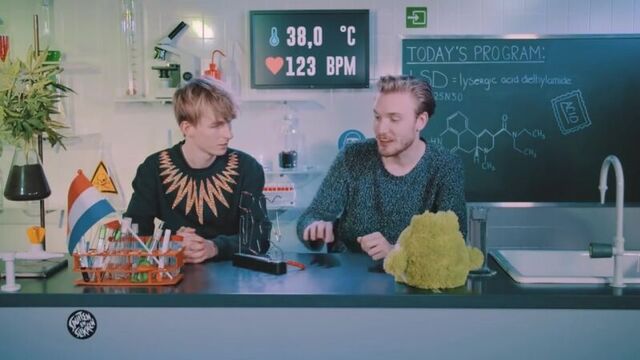 Бастиан пробует LSD | Drugslab на русском от Yap Kiwi