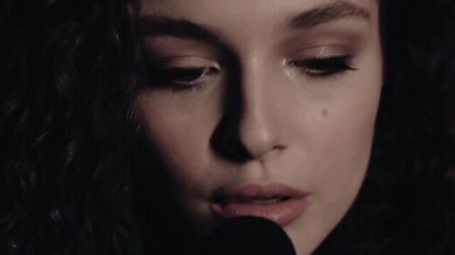 Adele - Someone Like You (кавер) Serra Arıtürk