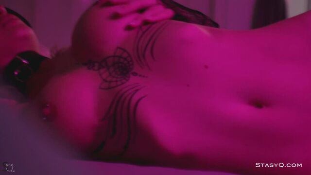 StasyQ JennyQ (435) [Solo, Posing, Lingerie, BDSM Style, Tattoo, Piercing
