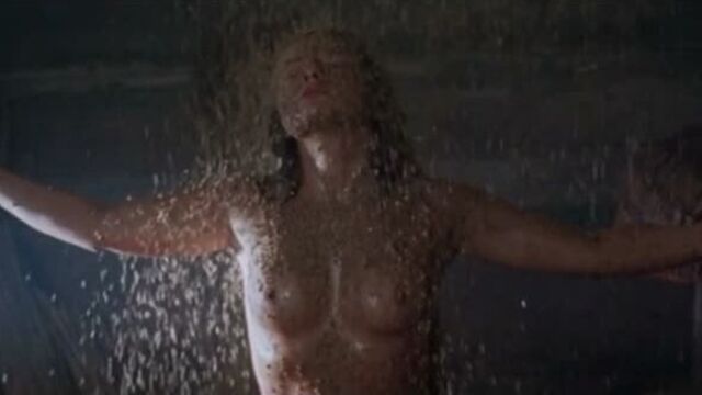 Katarzyna Bujakiewicz Nude - Stara basn: Kiedy słonce było bogiem (2003) HD 720p Watch Online