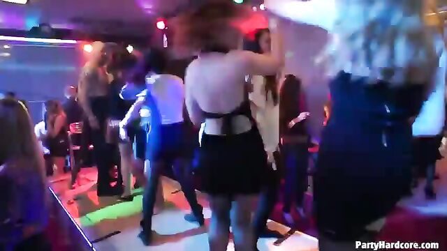 Bunch of wet pussies gets fucked on the party