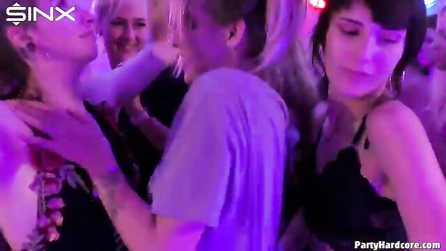 Girls going crazy in Las Vegas, part 2