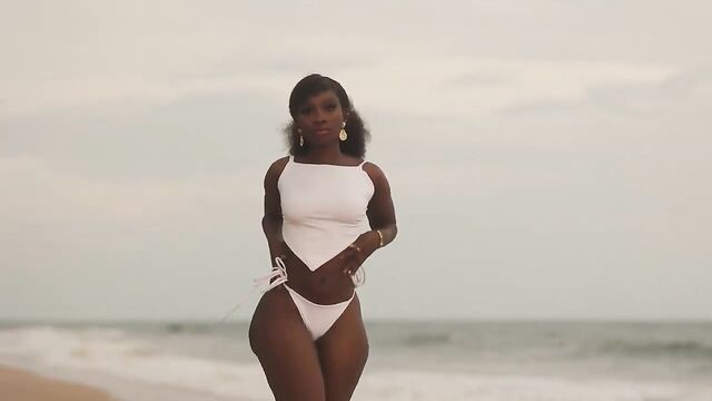 Ariana Bassey is an ebony babe from Ghana with a juicy booty