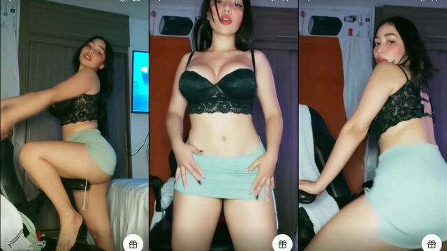 Hot tango action with an intense and passionate performance