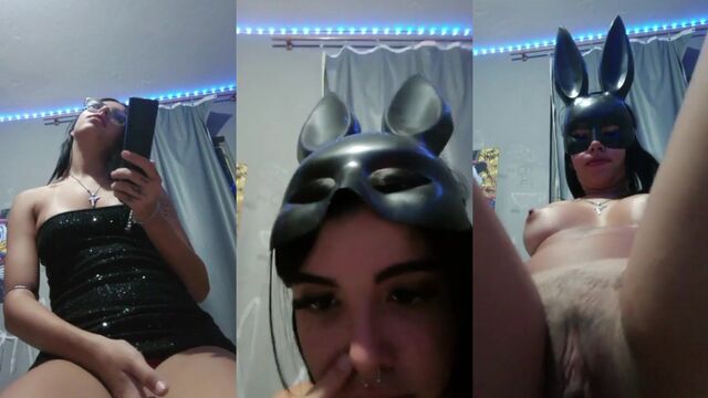 A super cute girl showing her body on live streaming