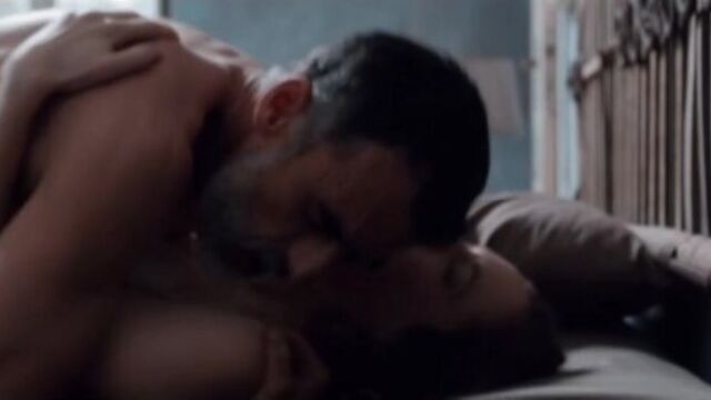 Lucia Mascino, Valentina Belle Nude - Amori Che Non Sanno Stare Al Mondo (2017)