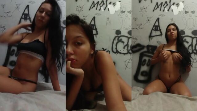 Random hot sex show live on camera