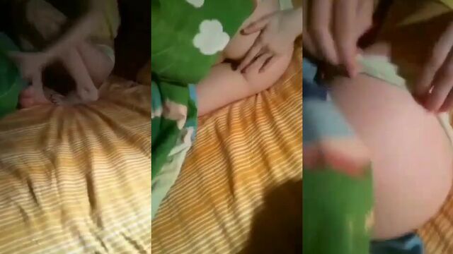 A prima is showing off and getting wild with her guy