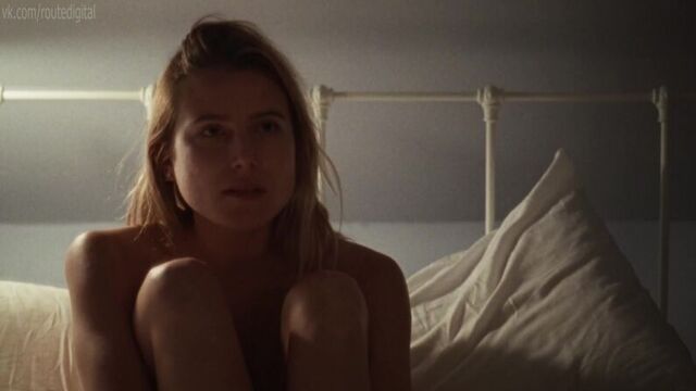 Andie MacDowell, Dree Hemingway Nude - Love After Love (2017) HD 1080p Watch Online