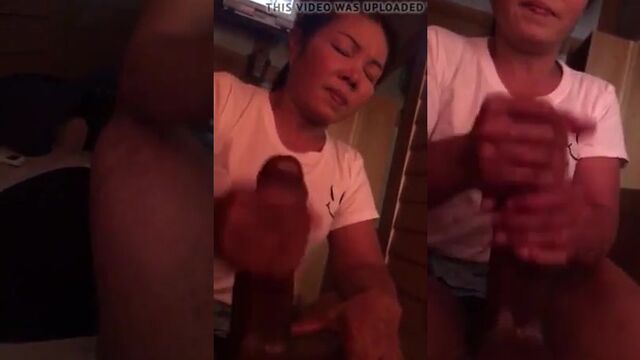 Asian massage turns into a happy ending for the guy