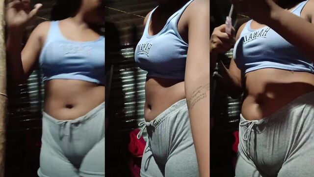 Newbie BUCETUDA girls performing Live on tictok with a playful vibe