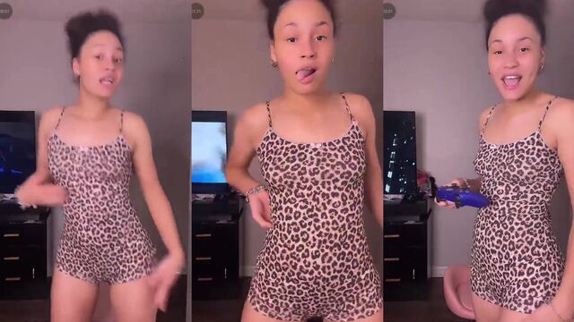 Big booty twerking with friends on Tiktok live stream
