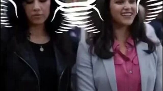 Rosa Diaz (Stephanie Beatriz) / Amy Santiago (Melissa Fumero) / Brooklyn 99 / Brooklyn Nine-Nine / edit