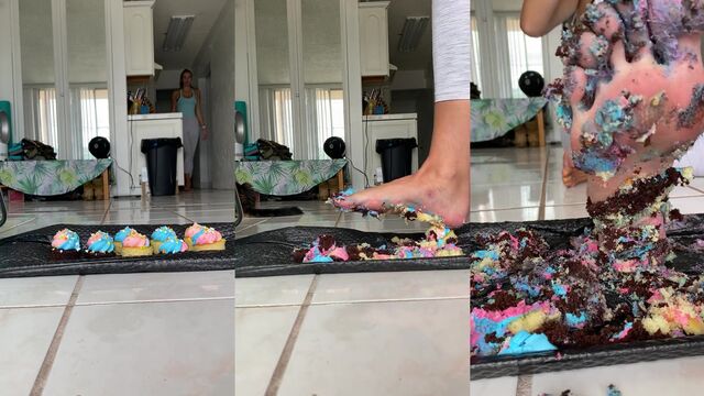 Giantess with big feet and long slender soles crushes everything