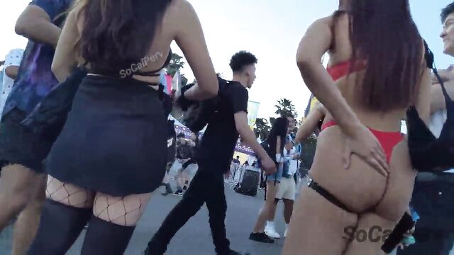 Red ABG ass gets creeps at a wild rave party