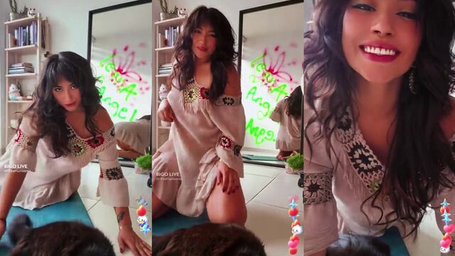 Eva Sheer dress twerks and bounces on Bigo Live