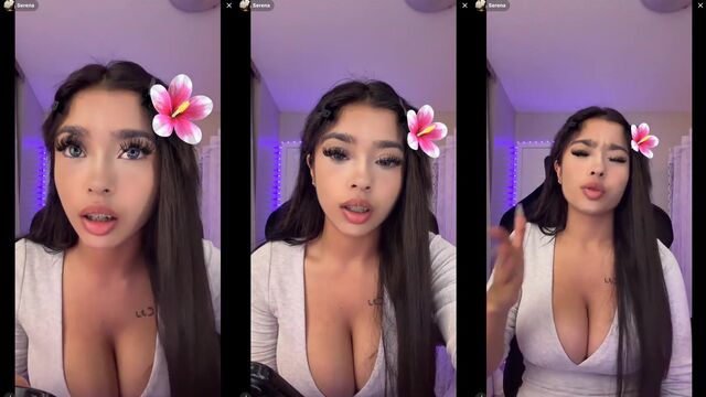 A guy masturbates his cock on TikTok live streaming