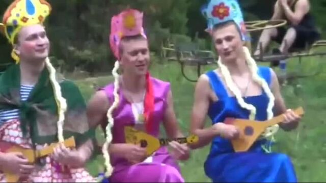 АХ МАМОЧКА НА САНОЧКАХ 