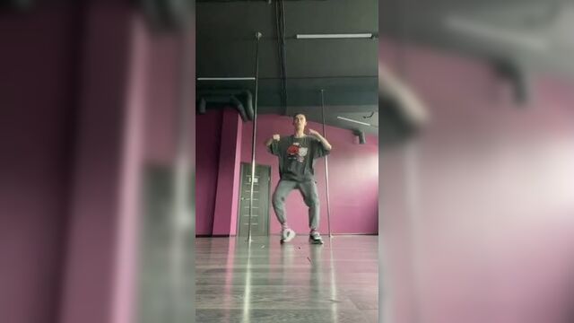 Артём Валеев-Денисов. HIP-HOP