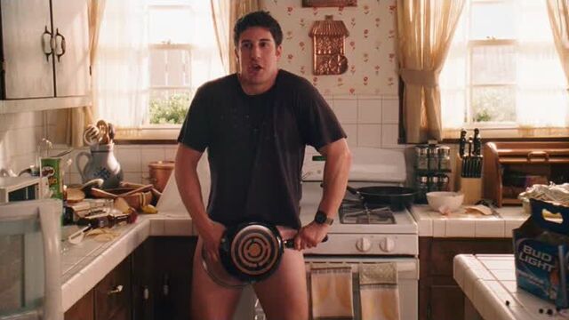 Jason Biggs in American Reunion (1)