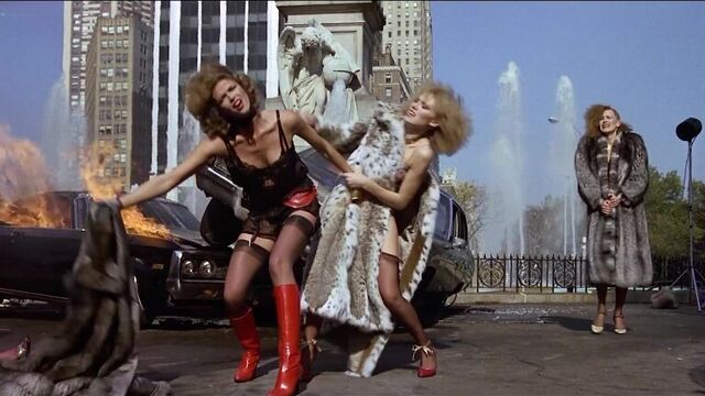 Darlanne Fluegel, Lisa Taylor, Rita Tellone Nude - Eyes of Laura Mars (1978) HD 1080p BluRay Watch Online