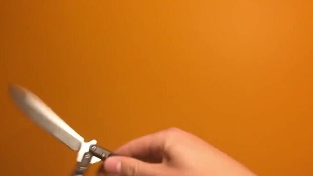 Butterfly Knife Tricks for Beginners #1 (Basic Opens)