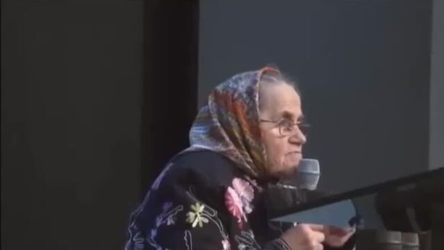 Берём сначала укропу