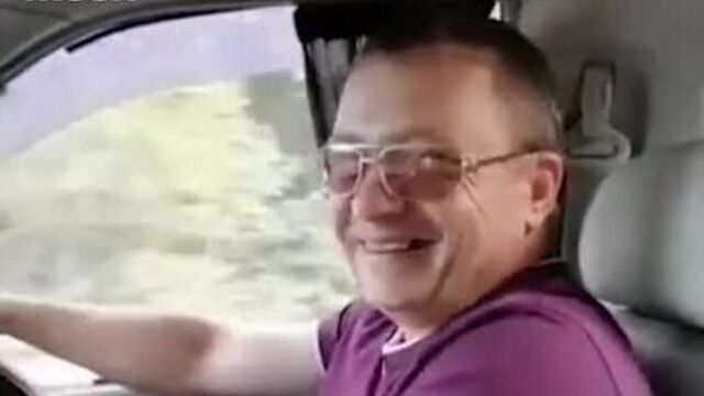 Я нарисую на снегу х...й, положенный на вас на всех