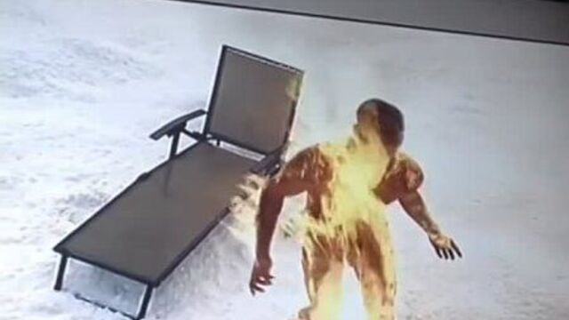 Alexander Skarsgard: Full Frontal Naked on 'True Blood' Finale