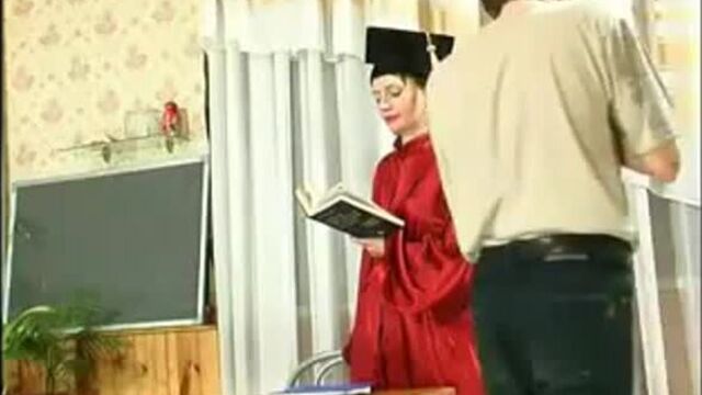 Снежана Денисовна и ученик Вася Петров из 5"Б"