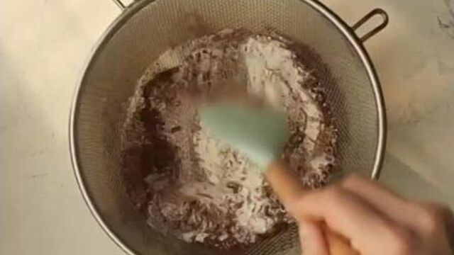 бананово-шоколадный кекс с орехами. Готовьте с любовью! Всего доброго Вам и Вашим близким!