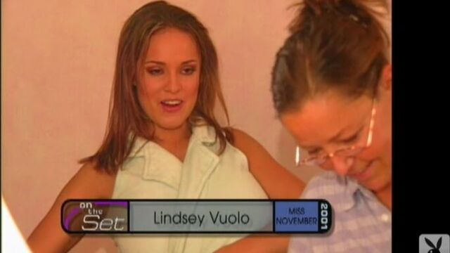 11 - Playboy 2001 - lindsey-vuolo-playmate-exclusives-video2