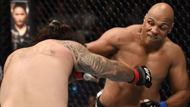 Заруба или унылое решение? UFC Vegas 42 : Бен Ротвелл vs Рожерио Де Лима прогноз на бой ,разбор боя
