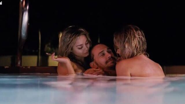 Vanessa Hudgens, Ashley Benson Nude @ Spring Breakers (2012) hd1080p / Ванесса Хадженс, Эшли Бенсон - Отвязные каникулы