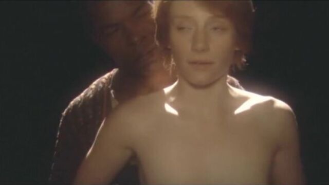 Брайс Даллас Ховард (Bryce Dallas Howard) голая в фильме «Мандерлей» (2005)