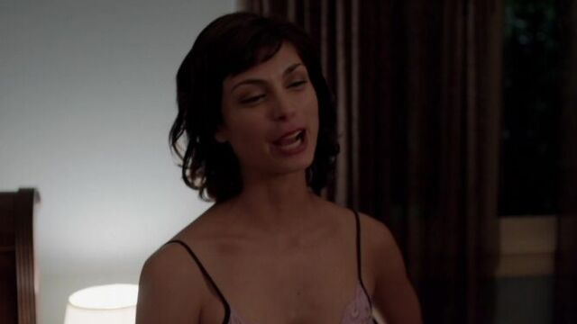 Morena Baccarin Nude - Homeland s01e01 (2011)