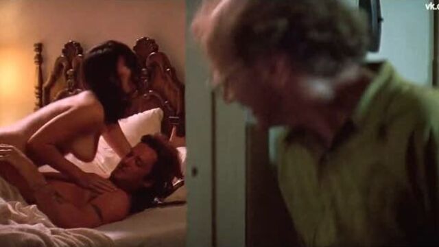 Jennifer Tilly Nude - The Getaway (US 1994) 1080p Watch Online / Дженнифер Тилли - В бегах
