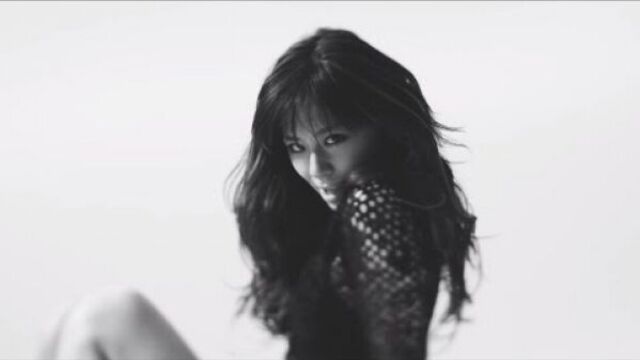 Mariya Nishiuchi - Motion