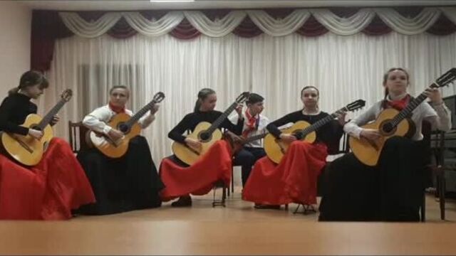 Ансамбль "Звонкие струны"