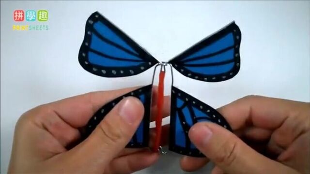 Бабочка из бумаги и проволоки. Реально летает.