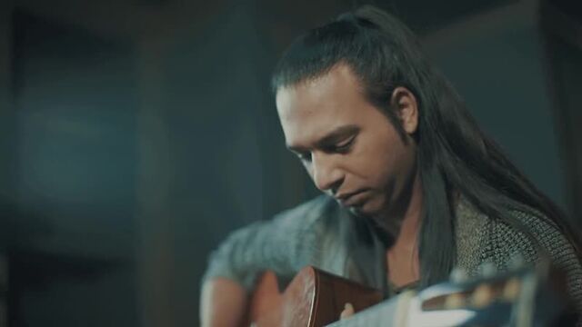 Али Лорасби - Подешохи Калбам | Ali Lohrasbi - Padeshahe Ghalbam - Official Video ( علی لهراسبی - پادشاه قلبم - ویدیو )
