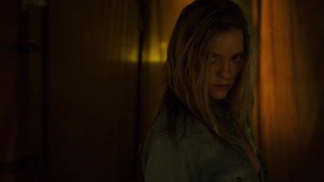Elle Evans Nude - Muse (2017) HD 1080p Watch Online / Элль Эванс - Муза