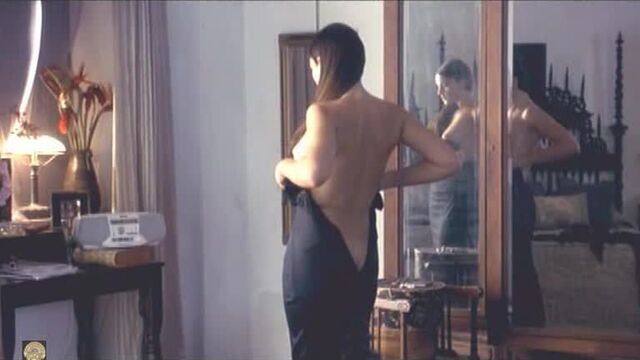 Моника Беллуччи Голая - Monica Bellucci Nude / Under Suspicion