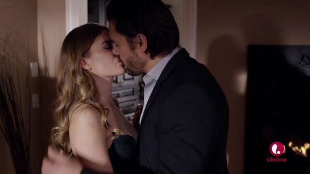 Tiera Skovbye, Sarah Dugdale Sexy - Sugarbabies (2015) hdtv720p
