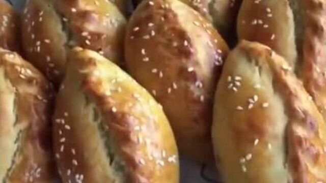 Пирожки с мясом на кефире.