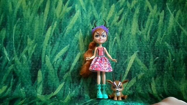 Обзор на Куклу Энчантималс Габриэла Газели Gabiela Gazelle и её зверюшку Газель Споттер Spotter.