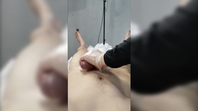 двойной оргазм во время депиляции