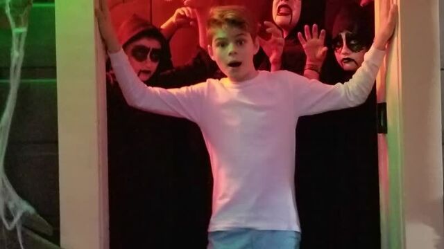 HAUNTED HOUSE Merrick Hanna