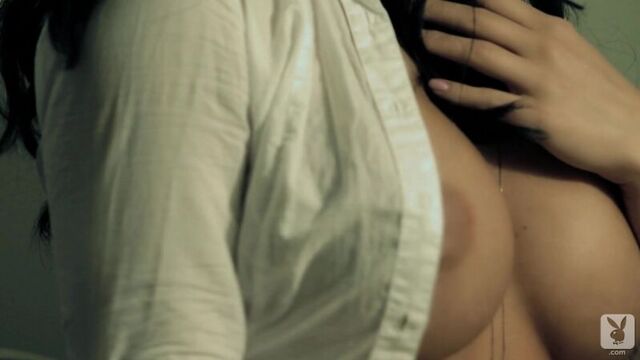 jessie-shannon-heat-waves-nude